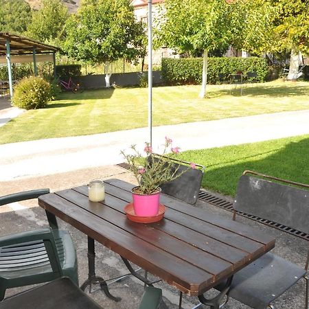 The Other Side Of Meteora With Lush Garden, Bbq & Pavillion Kalampaka Exteriör bild